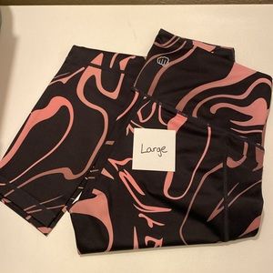 Feed Me Fight Me - FMFM - Large leggings - New